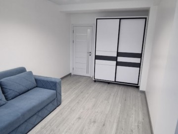 Chirie-Apartament cu 2 camere, 65m², Botanica,Jubiliară photo