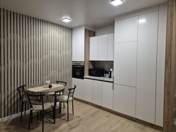 Chirie-Apartament cu 2 camere, 60m², Centru,Cornești 7341 photo