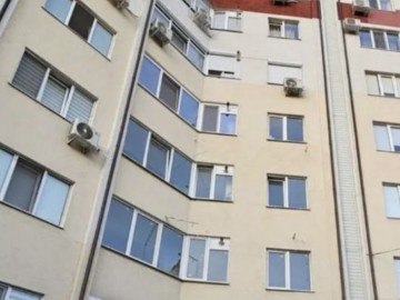 Chirie-Apartament cu 2 camere, 80m², Centru,Tecuci photo