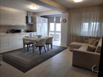 Chirie-Apartament cu 2 camere, 55m², Centru,Sfîntul Gheorghe photo