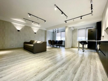 Chirie-Apartament cu 1 cameră, 70m², Centru,Vasile Alecsandri photo