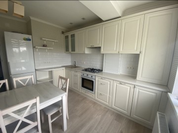 Chirie-Apartament cu 2 camere, 60m², Centru,Arheolog Ion Casian Suruceanu photo