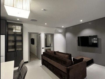 Chirie-Apartament cu 2 camere, 81m², Rîșcani,Zimbrului photo