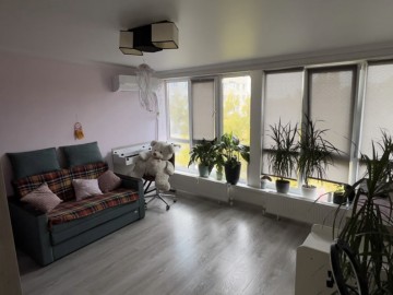 Chirie-Apartament cu 3 camere, 93m², Botanica,Nicolae Titulescu photo