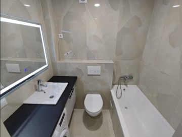 Se vinde-Apartament cu 2 camere, 57m², Rîșcani,Miron Costin photo