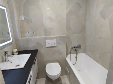 Se vinde-Apartament cu 2 camere, 57m², Rîșcani,Miron Costin photo