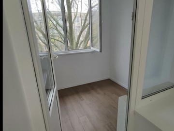 Se vinde-Apartament cu 2 camere, 57m², Rîșcani,Miron Costin photo