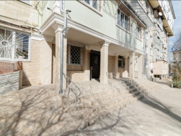 Se vinde-Apartament cu 2 camere, 41m²,Buiucani, Sucevița photo