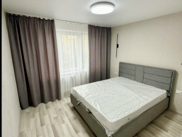 Se vinde-Apartament cu 2 camere, 42m², Rîșcani,Florilor photo