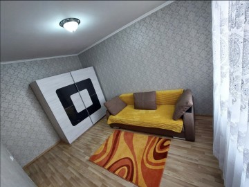 Chirie-Apartament cu 3 camere, 80m², Centru,Albișoara photo