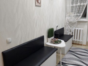 Chirie-Apartament cu 3 camere, 80m², Centru,Albișoara photo
