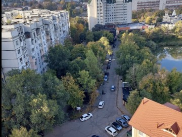 Сдается-3-х комнатная квартира, 80м², Центр,Albișoara photo