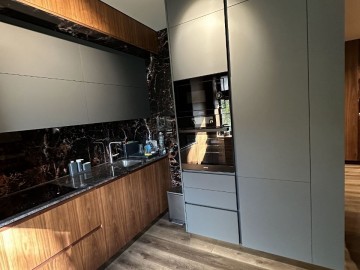 Apartament cu 3 camere, 87m², Tiraspol,Centru photo