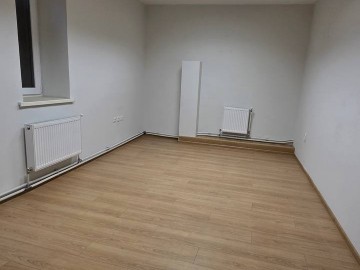 Chirie, Oficiu, 16m², Botanica, Decebal photo