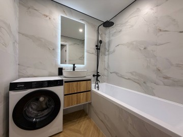 Apartament cu 3 camere, 80m², Sadovenu photo