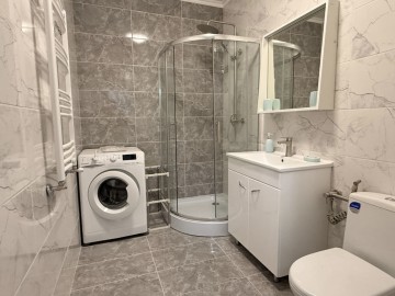 Chirie-Apartament cu 2 camere, 64m², Buiucani,Balcani photo