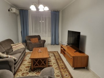 Chirie-Apartament cu 3 camere, 90m², Centru,Mitropolitul Petru Movilă photo