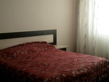 Chirie-Apartament cu 3 camere, 93m²,Buiucani, Alba-Iulia photo