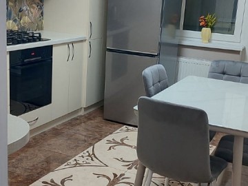 chirie-Apartament cu 1 cameră,Poșta Veche  50m², str-la Studenților photo