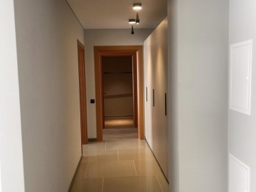 Chirie-Apartament cu 2 camere, 81m², Rîșcani,Zimbrului photo