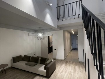 Chirie-Apartament cu 3 camere, 128m², Rîșcani,Zimbrului photo