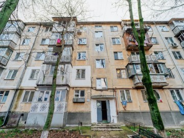 Se vinde-Apartament cu 2 camere, 50m², Botanica,Trandafirilor photo