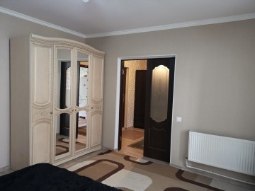 Chirie-Apartament cu 2 camere, 55m², Botanica,Independenței photo