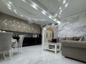 chirie-Apartament cu 2 camere, Centru 90m², Albisoara photo