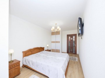 Apartament cu 2 camere, 57m², Василе Лупу photo