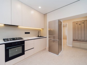 Apartament cu 2 camere, 42m², Dimo photo