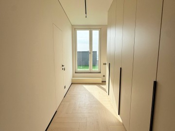 Apartament cu 2 camere, 140m², Str Ialoveni photo