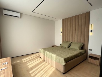 2-х комнатная квартира, 140м², Str Ialoveni photo