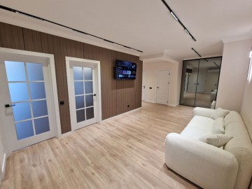 Apartament cu 3 camere, 113m², 1Mai photo
