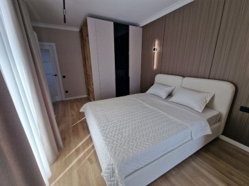 Apartament cu 3 camere, 113m², 1Mai photo