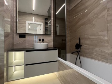 2-х комнатная квартира, 76м², Buiucani, Василе Лупу 7758 photo