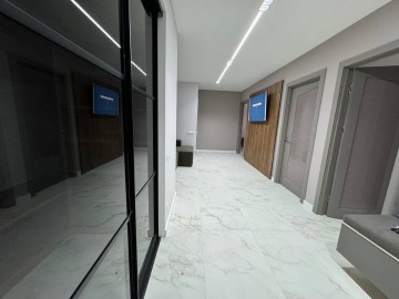 Chirie-Apartament cu 2 camere, 75m², bd. Renașterii Naționale photo