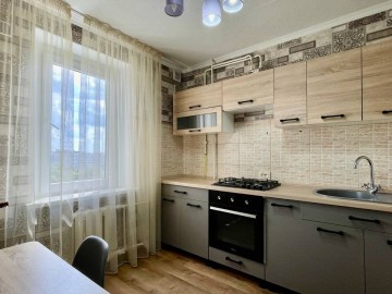 Apartament cu 2 camere, 54m², P.Zadnipru photo