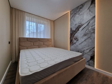 2-х комнатная квартира, 60м², str. Academiei photo