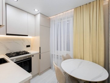Apartament cu 2 camere, 45m², Kiev photo