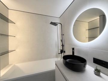 Apartament cu 2 camere, 60m², str. Academiei photo