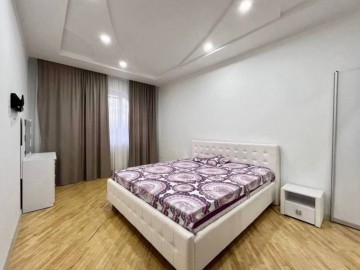 Дом с 3 уровнями, 290м², CETATEA ALBA photo