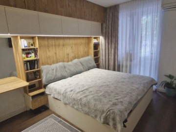 Apartament cu 3 camere, Centru 72m², str. Albisoara photo