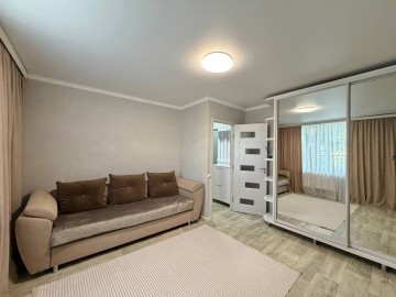 Малосемейка, 28м², Lex căci ski photo